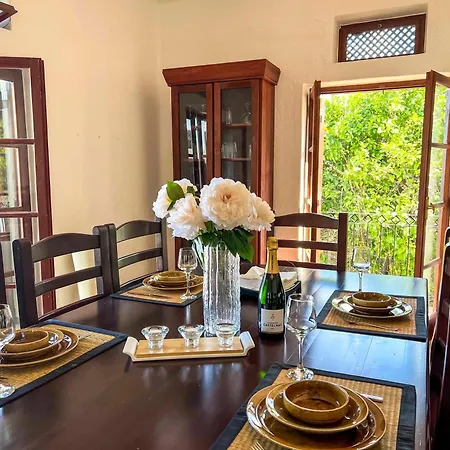 Leroy Party&event By Holidaykeys * Bellapais