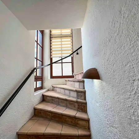 Leroy Party&event By Holidaykeys Villa Bellapais