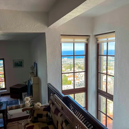 Leroy Party&event By Holidaykeys * Bellapais