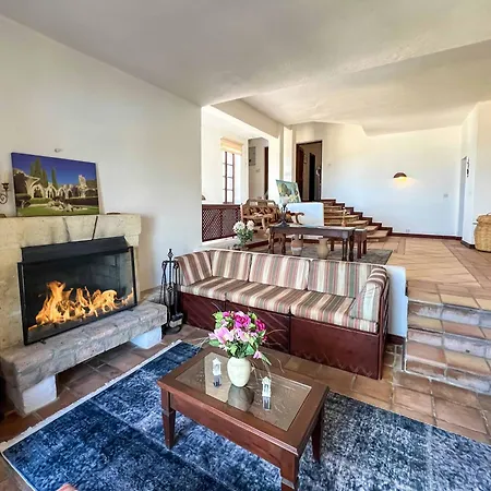 Leroy Party&event By Holidaykeys Villa *