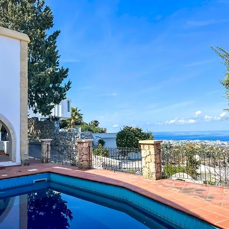 Villa Leroy Party&event By Holidaykeys *