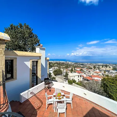 Leroy Party&event By Holidaykeys