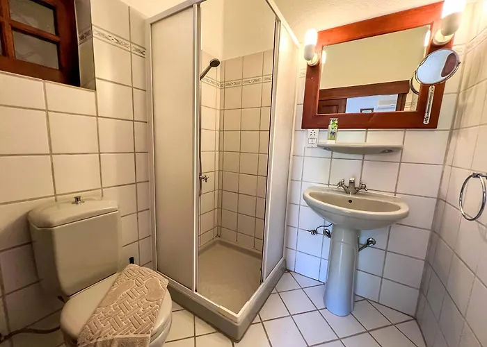 Leroy Party&event By Holidaykeys