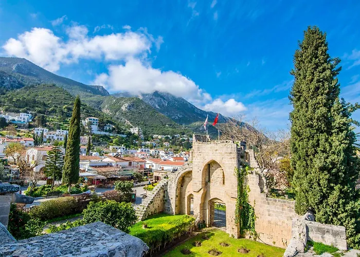 Leroy Party&event By Holidaykeys *